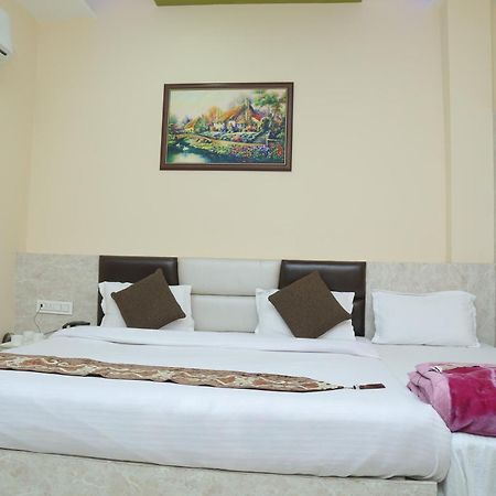 Hotel Golden Dreams Αμριτσάρ Εξωτερικό φωτογραφία