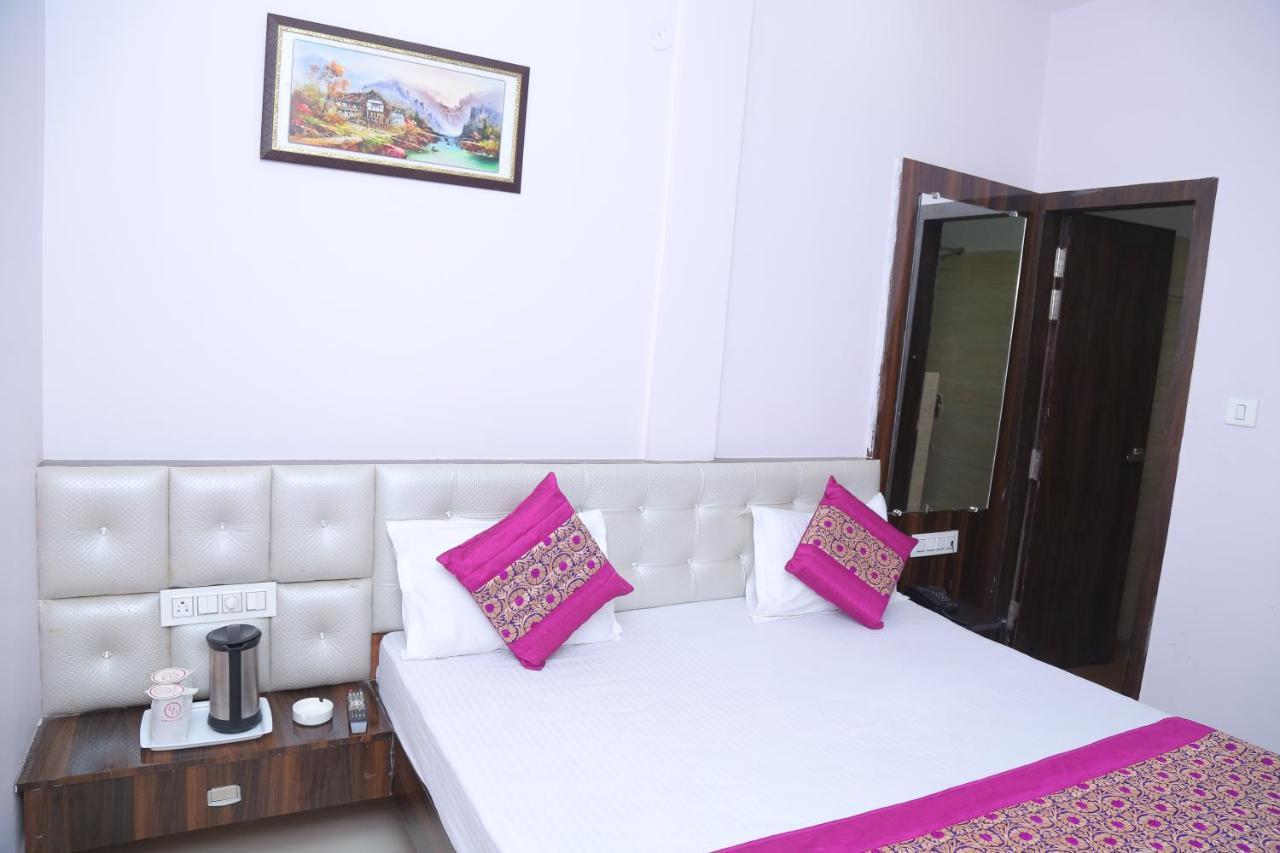 Hotel Golden Dreams Αμριτσάρ Εξωτερικό φωτογραφία