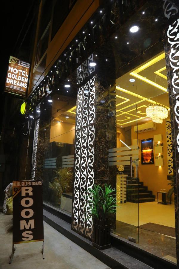 Hotel Golden Dreams Αμριτσάρ Εξωτερικό φωτογραφία