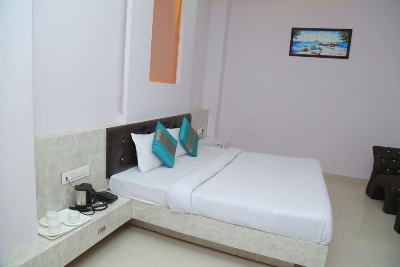 Hotel Golden Dreams Αμριτσάρ Εξωτερικό φωτογραφία
