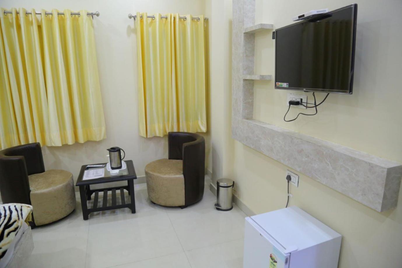 Hotel Golden Dreams Αμριτσάρ Εξωτερικό φωτογραφία