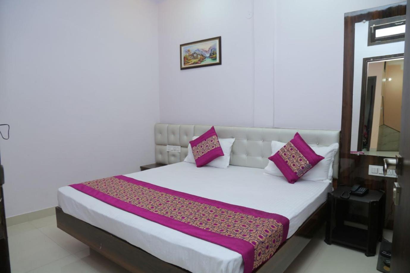 Hotel Golden Dreams Αμριτσάρ Εξωτερικό φωτογραφία